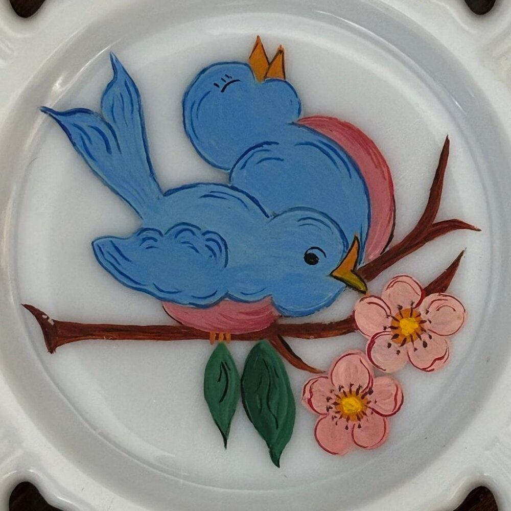 Vintage 1950's "Bluebird of Happiness" Hand Painted Milk Glass Plates Set of 2 - Picture 4 of 8